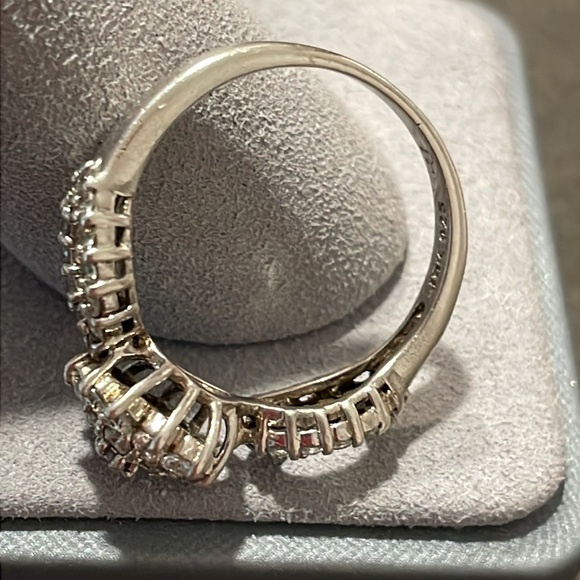 Vintage Camrose & Kross JBK Jackie Kennedy 925 Silver Crystal Ring Size 9.75 - Picture 11 of 15